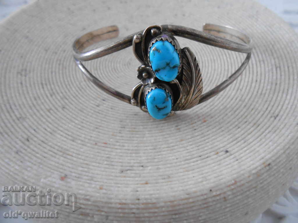 SILVER CRUDE SILVER 925 and TURQUOZ with price 297.00 BGN | € 151.85 SILVER CRUDE SILVER 925 and TURQUOZ with price 297.00 BGN | € 151.85