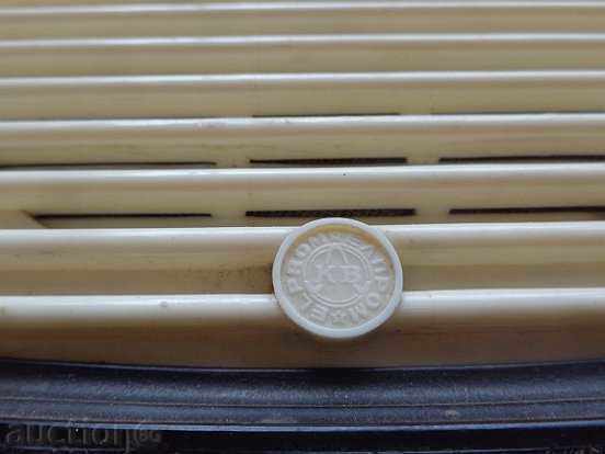 Delivery of Old Bakelite radio, radio set, radio Delivery of Old Bakelite radio, radio set, radio