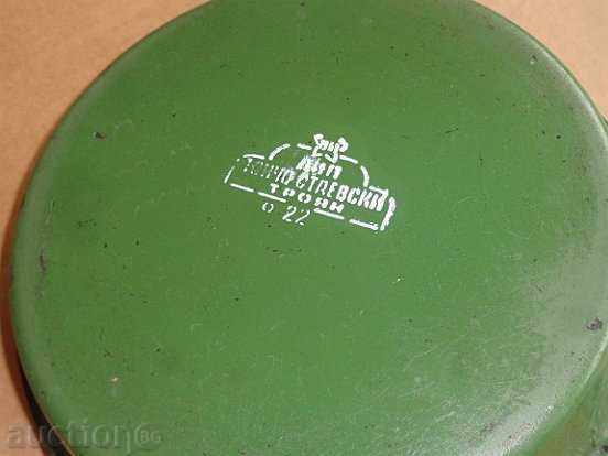 Delivery of Old massive enameled pan, very early soldier, Bulgaria Delivery of Old massive enameled pan, very early soldier, Bulgaria