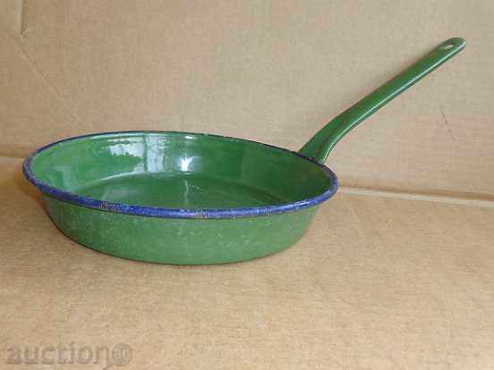 Old massive enameled pan, very early soldier, Bulgaria - 6 Old massive enameled pan, very early soldier, Bulgaria - 6