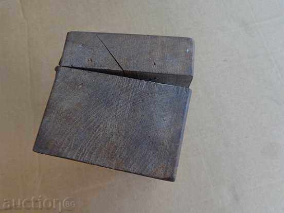 Παλιό ξύλινο κουτί για PIU ανταλλακτικά, εξαρτήματα, τα βάρη - 6 Παλιό ξύλινο κουτί για PIU ανταλλακτικά, εξαρτήματα, τα βάρη - 6