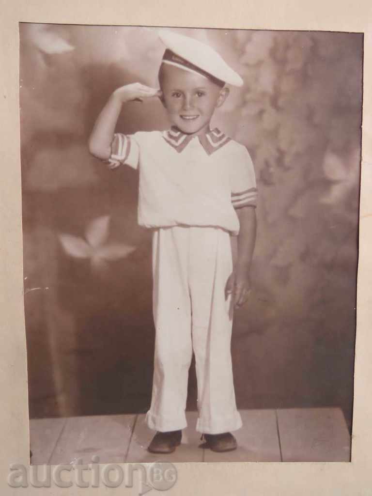 STAR PHOTOGRAPHY - CARTON - BIGGEST with price 17.99 BGN | € 9.20 STAR PHOTOGRAPHY - CARTON - BIGGEST with price 17.99 BGN | € 9.20