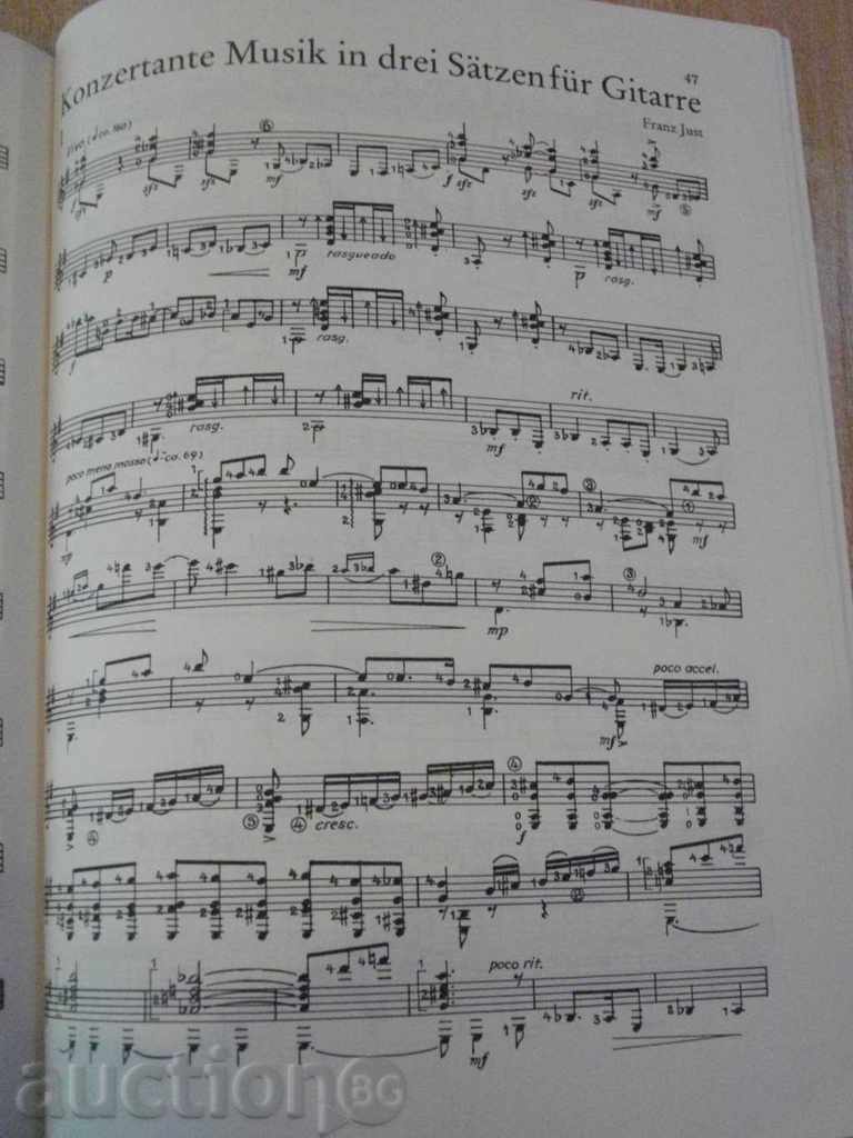 Delivery of Book "Zeitgenössische Gitarrenmusik - Heft 2" - 62 pages Delivery of Book "Zeitgenössische Gitarrenmusik - Heft 2" - 62 pages