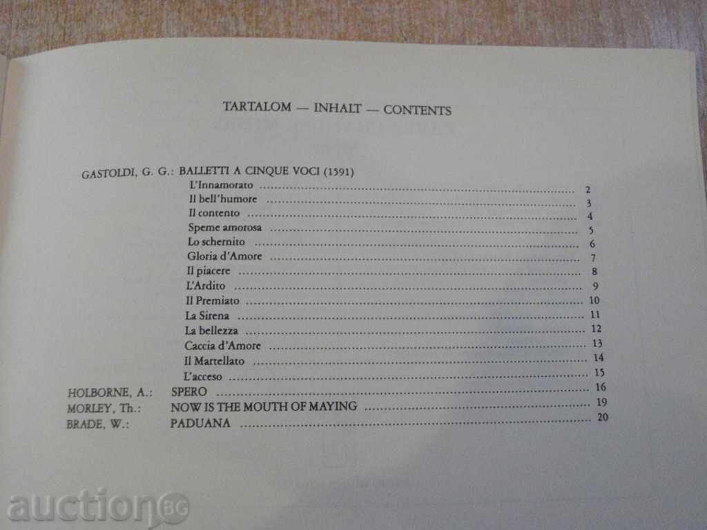 Book "Reneszánsz táncok két fuvolára és gitárra-Benkő" -24t - 5 Book "Reneszánsz táncok két fuvolára és gitárra-Benkő" -24t - 5