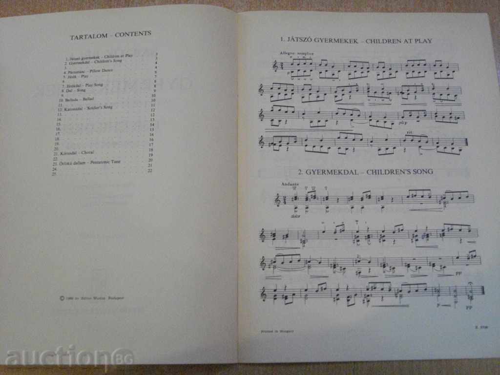 Auction Book "GYERMEKEKNEK VÁLOGATOTT DARABOK GITÁRRA-BARTÓK" -24pp Auction Book "GYERMEKEKNEK VÁLOGATOTT DARABOK GITÁRRA-BARTÓK" -24pp