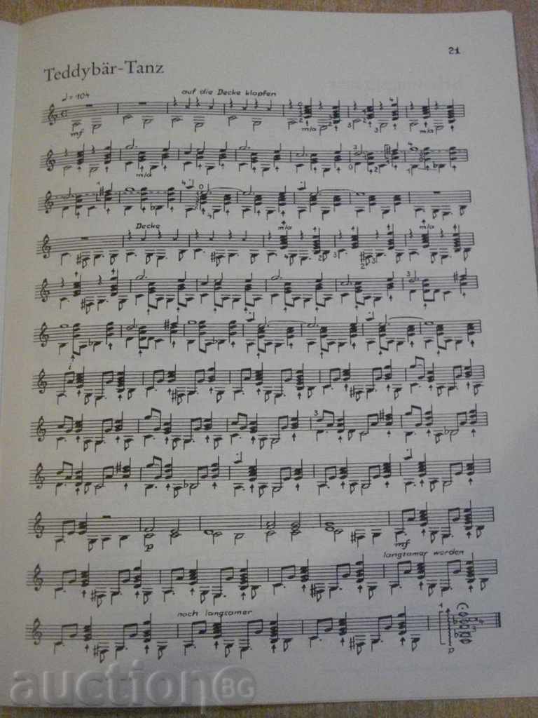 "SOUNDS FOR GUITAR - Uwe Schreiber" - 28 pp. - 5 "SOUNDS FOR GUITAR - Uwe Schreiber" - 28 pp. - 5