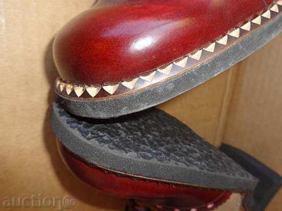 Old Leather Shoes, Transformers, Czechoslovakia 1958 - 5