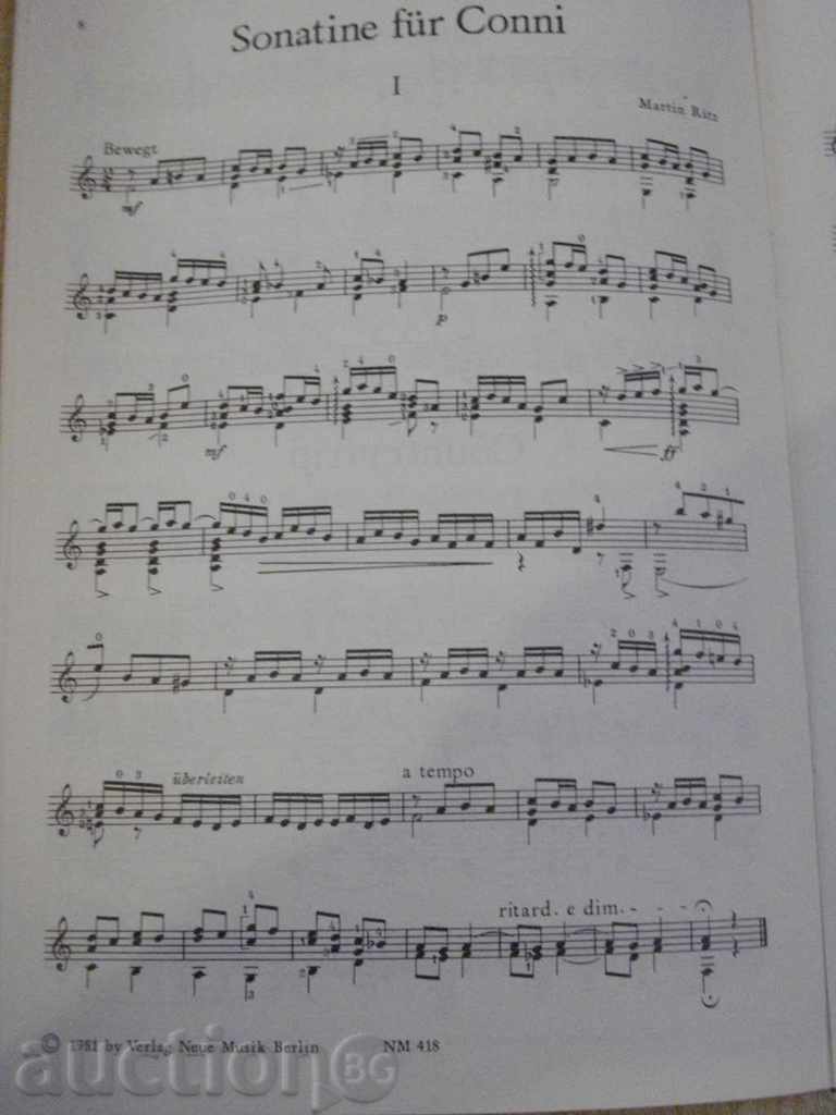 Delivery of The book "GITARRE - 8 - Werner Pauli" - 20 p. Delivery of The book "GITARRE - 8 - Werner Pauli" - 20 p.