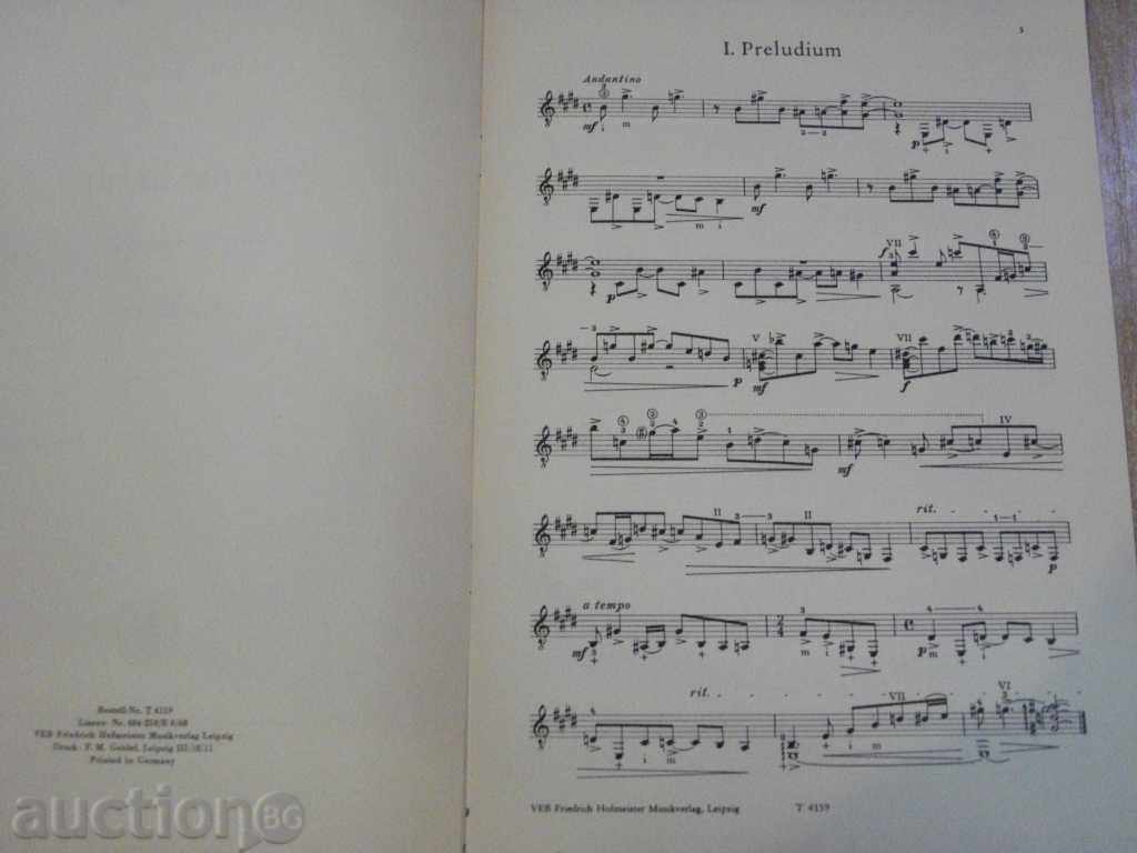 Auction Book "baroque in blue-Suite für Gitarre solo-A.Asriel" -8p Auction Book "baroque in blue-Suite für Gitarre solo-A.Asriel" -8p