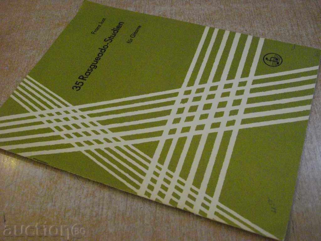 The book "35 Rasgueado-Studien für Gitarre-Franz Just" -26 pp. - 7 The book "35 Rasgueado-Studien für Gitarre-Franz Just" -26 pp. - 7