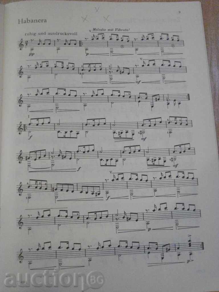 Delivery of The book "Kleine Serenade für Gitarre - Martin Rätz" - 20 pp. Delivery of The book "Kleine Serenade für Gitarre - Martin Rätz" - 20 pp.