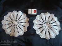 LOT of table runners, crocheted, diam. 30cm and 31cm.