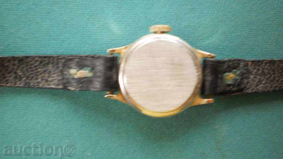 Auction  Ladies Watch CLOCK - INGERSOL-GOLD -WORK