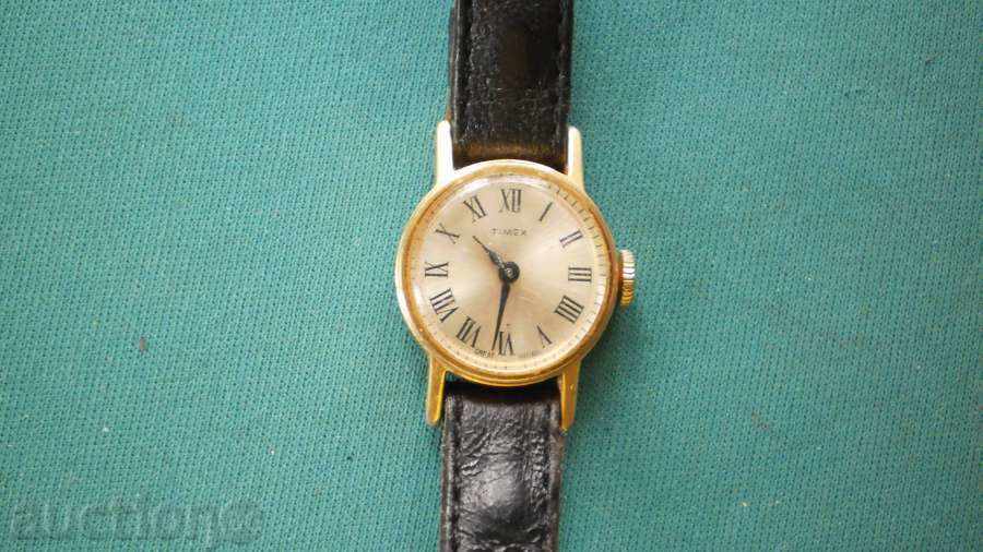 Ceas de dama CLOCK - TIMEX-WORKS GOLD cu preț € 6.14 | 12.01 BGN
