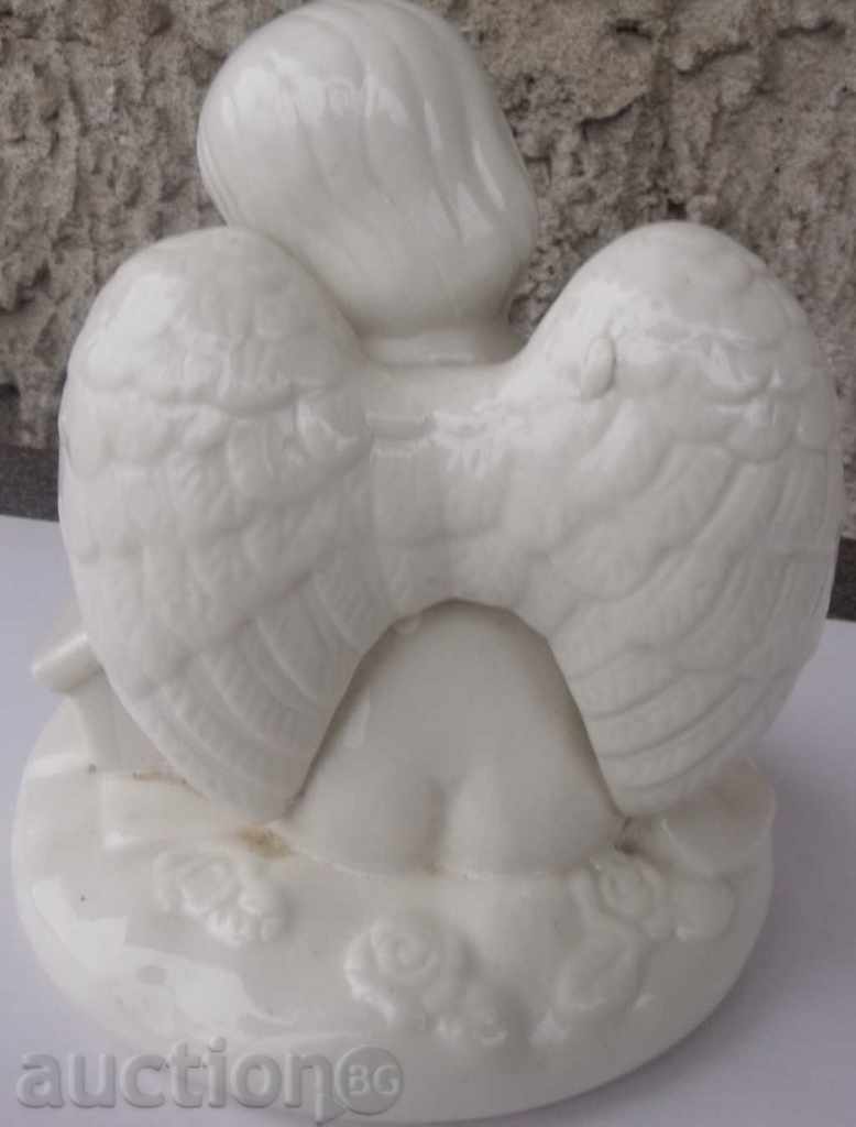 Auction Porcelain figure Auction Porcelain figure