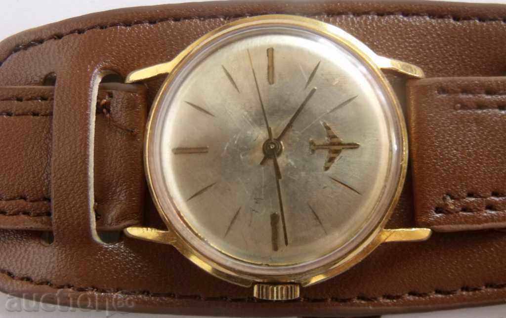 Auction  RACKS-RED MODEL-AREA 20 MICRONA