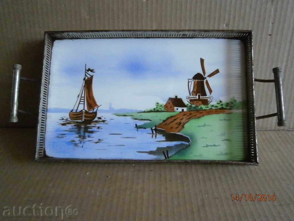 Delivery of old porcelain tray HEALTH Delivery of old porcelain tray HEALTH