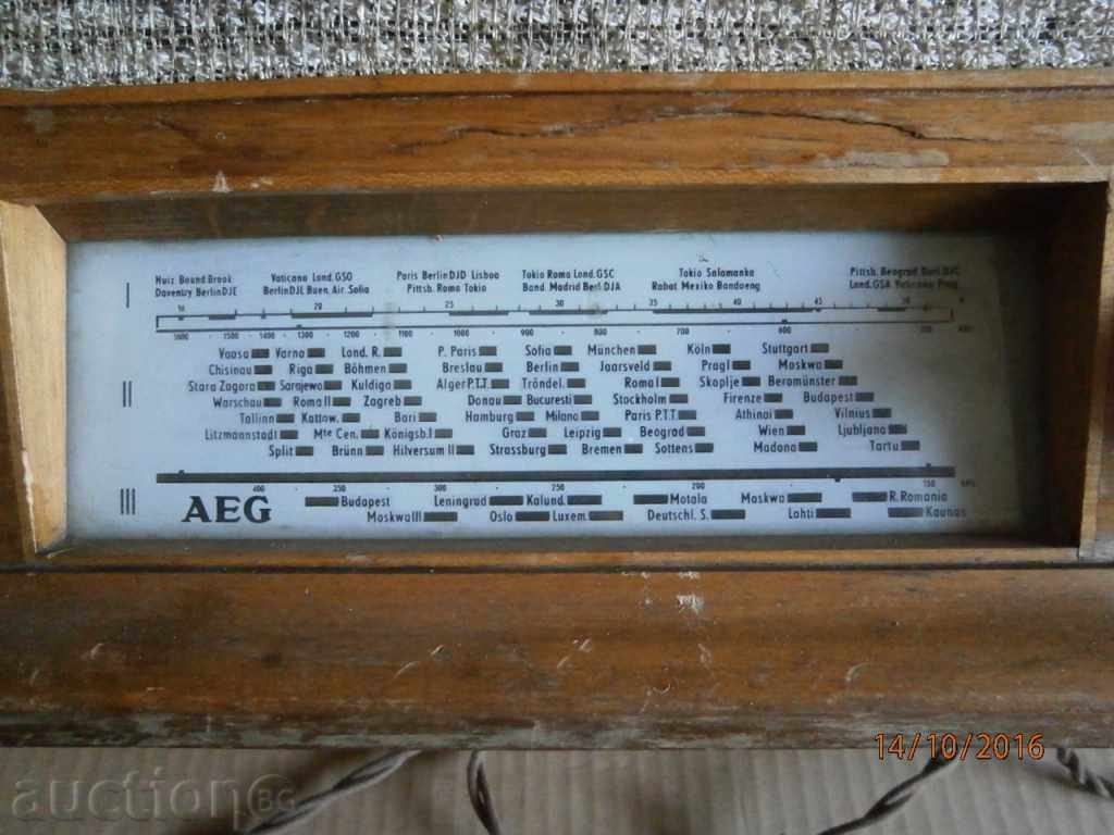 Παράδοση αντίκα ραδιοφωνικός δέκτης AEG Παράδοση αντίκα ραδιοφωνικός δέκτης AEG