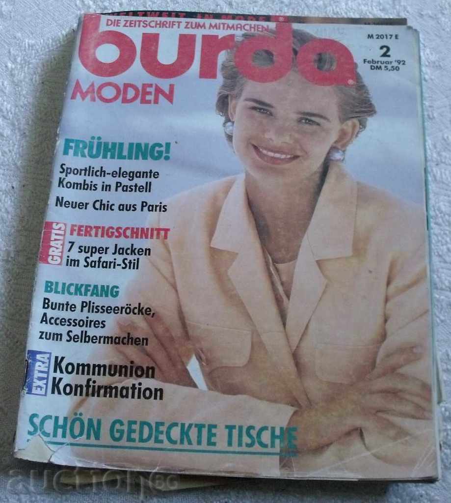 LOT OF 4 HOURS BURDA - 5 LOT OF 4 HOURS BURDA - 5