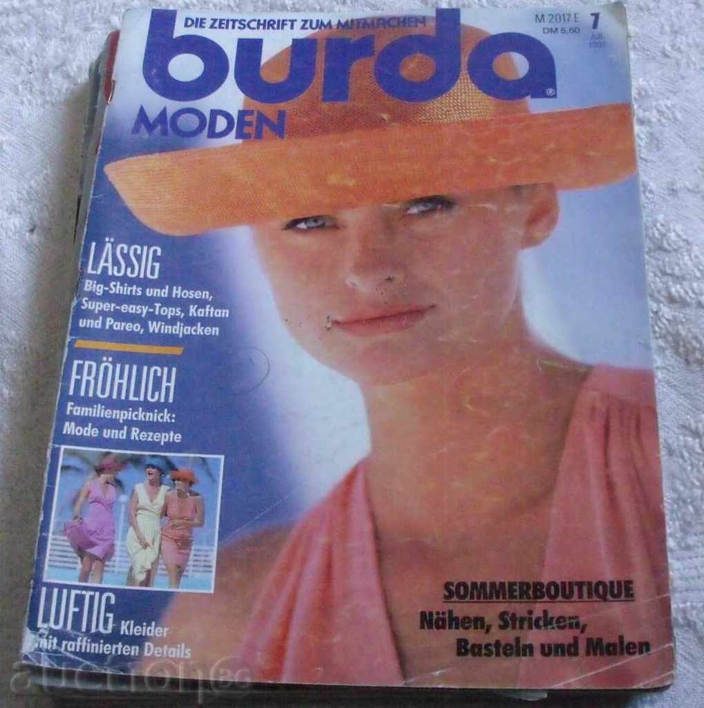 Auction  LOT OF 4 HOURS BURDA