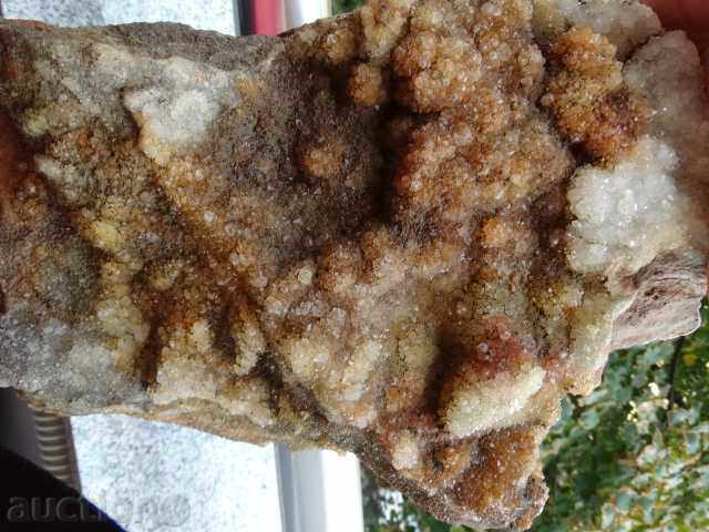 Auction citrine Auction citrine