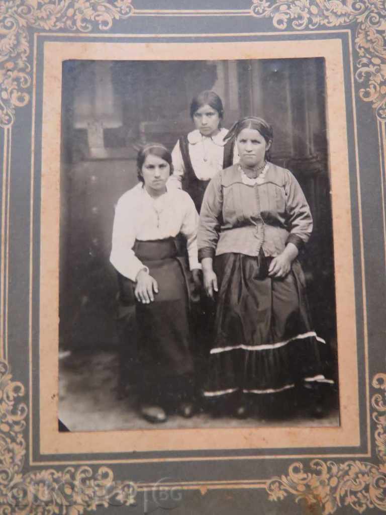 OLD PHOTO - CARDBOARD - 0003