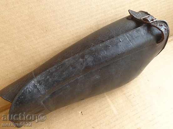 Royal officers' leather ghettos - 7