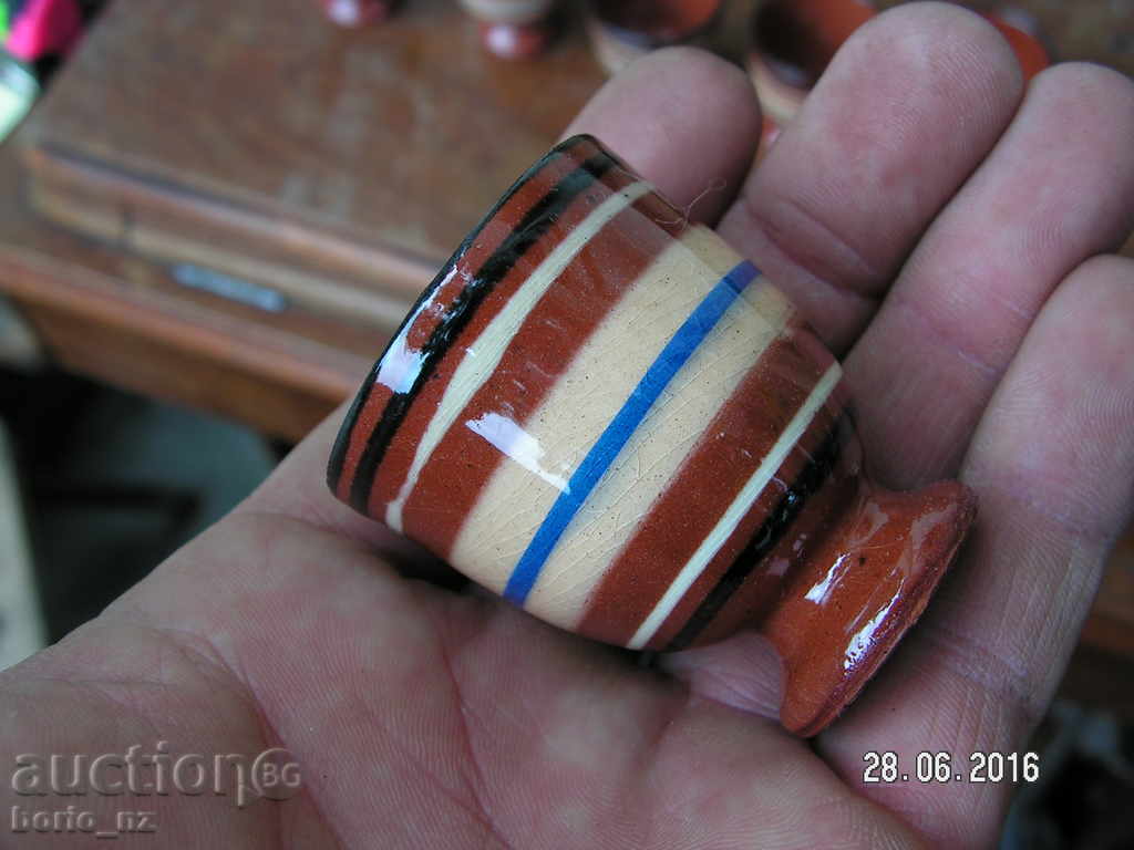 Auction 6621. STAR SERVICE FOR CRAZY GLAZED CERAMICS Auction 6621. STAR SERVICE FOR CRAZY GLAZED CERAMICS