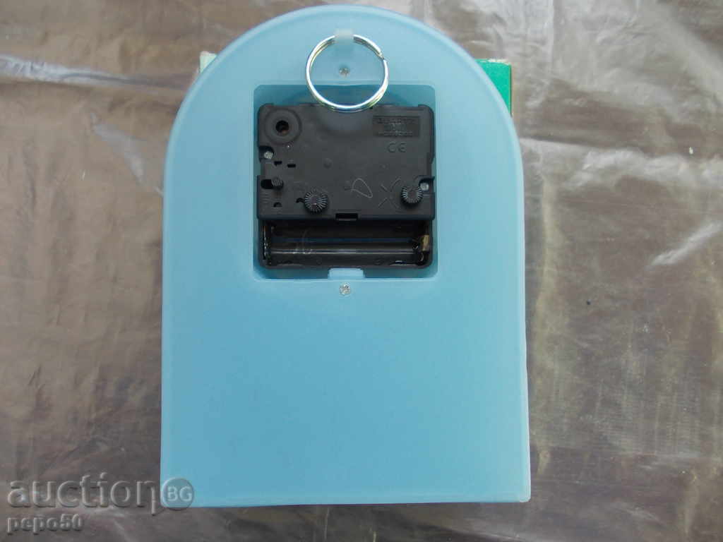 INTERIOR QUALITY BATTERY CLOCK with price 10.00 BGN | € 5.11 INTERIOR QUALITY BATTERY CLOCK with price 10.00 BGN | € 5.11