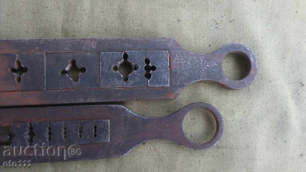 Delivery of 2 pieces - OLD RINGS Delivery of 2 pieces - OLD RINGS