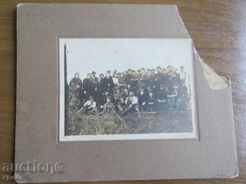 OLD PHOTO - CARDBOARD - 0170 with price 9.99 BGN | € 5.11 OLD PHOTO - CARDBOARD - 0170 with price 9.99 BGN | € 5.11