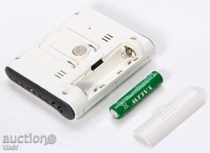 Delivery of Thermometer and moisture meter external + internal Delivery of Thermometer and moisture meter external + internal