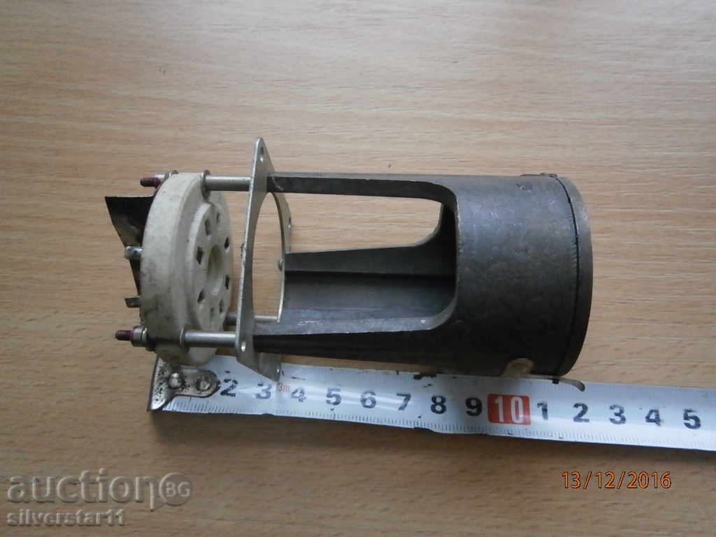 socket connector for radio lamp GI 50 with price 21.00 BGN | € 10.74 socket connector for radio lamp GI 50 with price 21.00 BGN | € 10.74