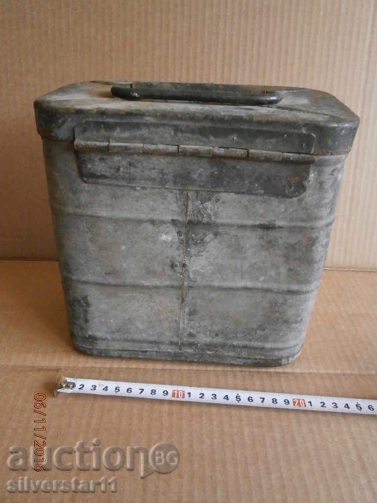 Auction War Army Metal Box WW2 WWII Auction War Army Metal Box WW2 WWII