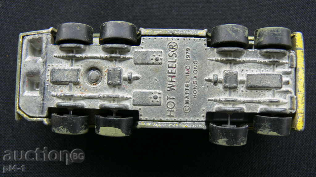 Metal Truck "HOT WHEELS" with price 30.00 BGN | € 15.34 Metal Truck "HOT WHEELS" with price 30.00 BGN | € 15.34