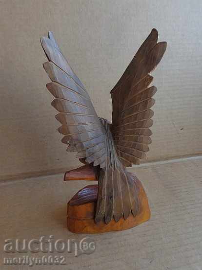 Auction Wooden figure statuette plastic sculpture figurine figurine Auction Wooden figure statuette plastic sculpture figurine figurine