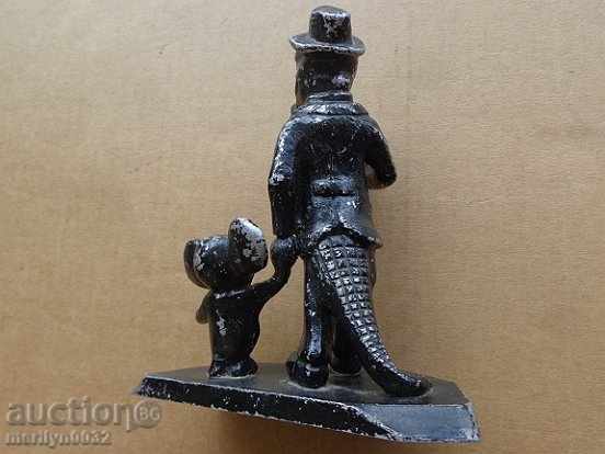 Delivery of Statuette, figure figure piece of plastic Crocodile Gena Cheburashka Delivery of Statuette, figure figure piece of plastic Crocodile Gena Cheburashka