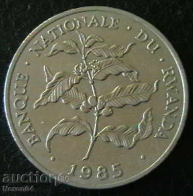 10 CHF 1985, Rwanda cu preț 4.95 BGN | € 2.53 10 CHF 1985, Rwanda cu preț 4.95 BGN | € 2.53