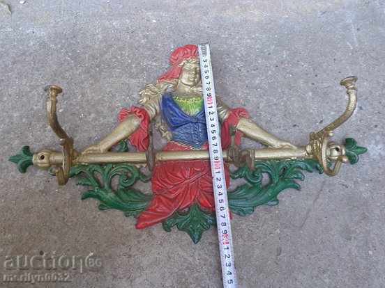 Licitație Figurină cu cuier din fontă din fontă la sfârșitul secolului al XIX-lea Licitație Figurină cu cuier din fontă din fontă la sfârșitul secolului al XIX-lea