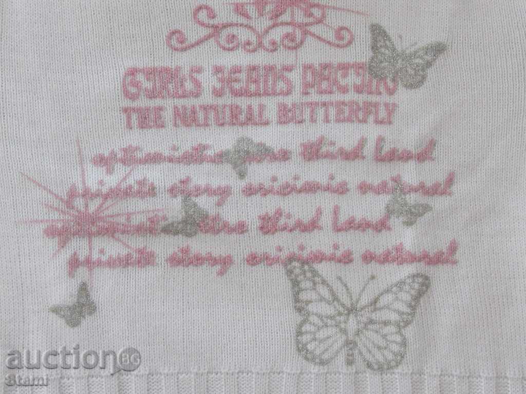 Auction White machine knitted blouse for girl, height 110/116, new Auction White machine knitted blouse for girl, height 110/116, new