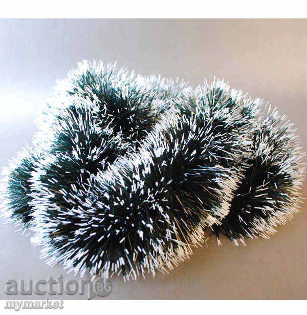 Girlanda 5 pcs. with price 4.50 BGN | € 2.30 Girlanda 5 pcs. with price 4.50 BGN | € 2.30