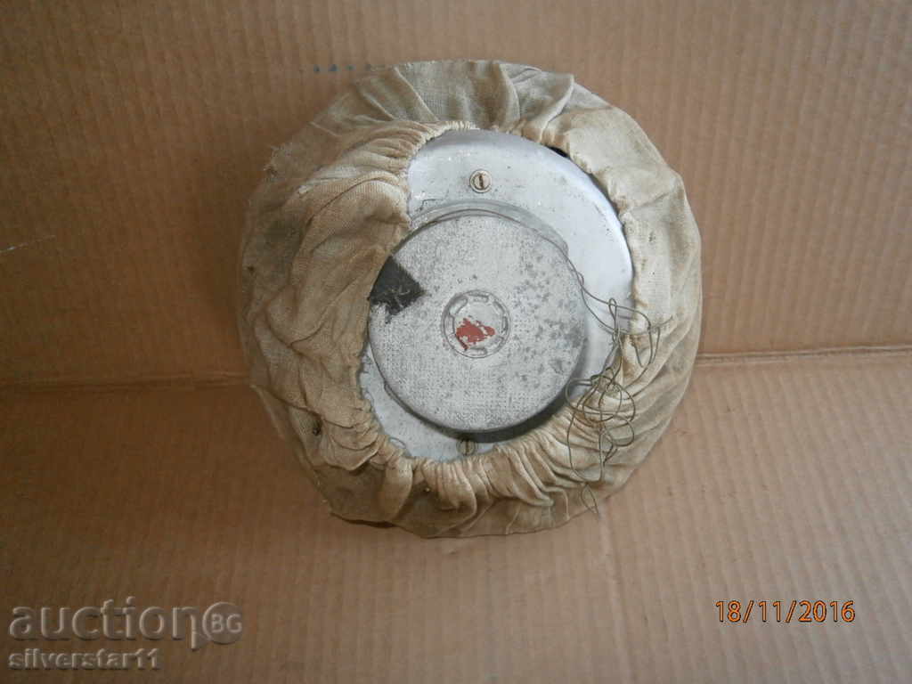 old loud speaker with price 10.00 BGN | € 5.11 old loud speaker with price 10.00 BGN | € 5.11