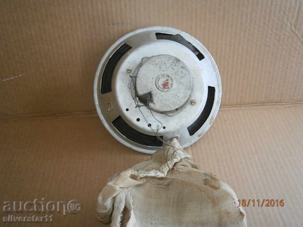 Auction old loud speaker Auction old loud speaker