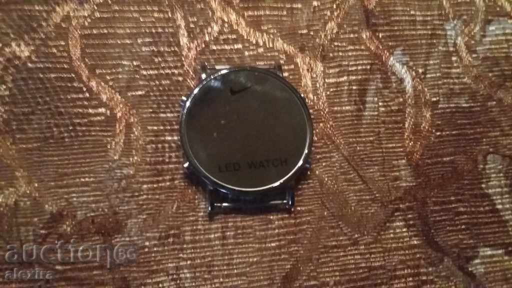 ice clock nike with price 15.00 BGN | € 7.67 ice clock nike with price 15.00 BGN | € 7.67