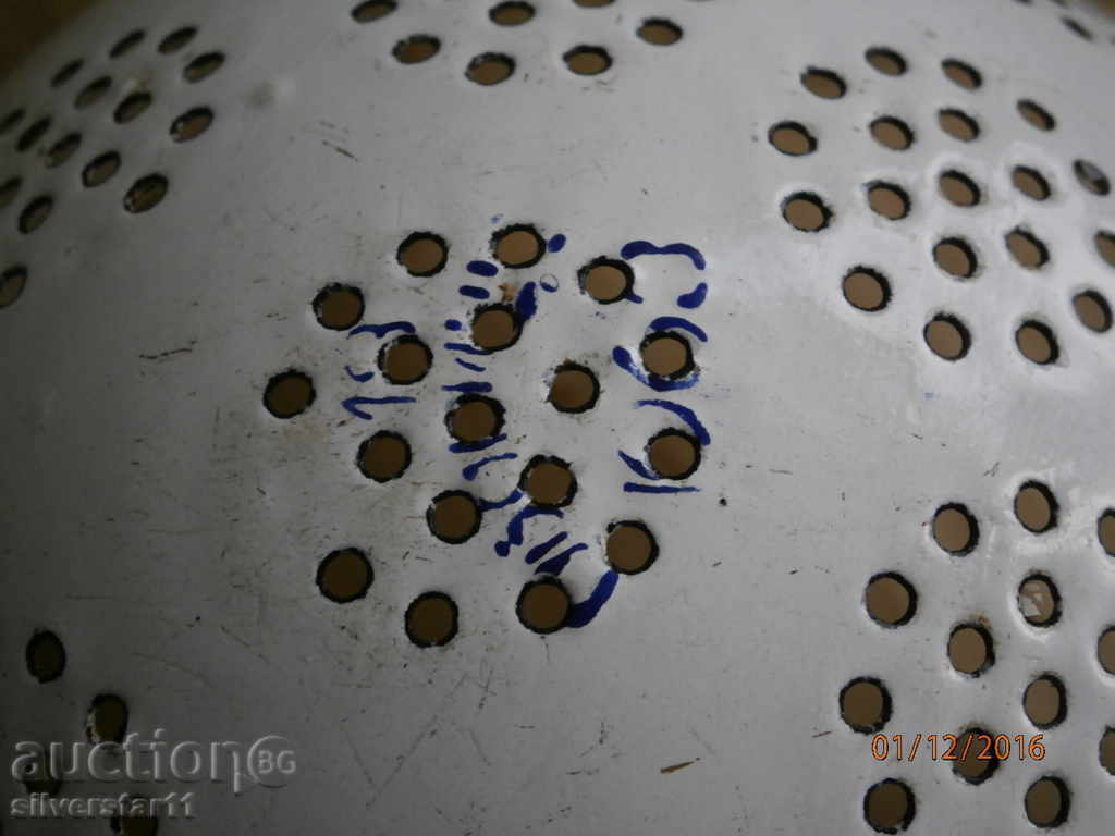 Old enameled colander, enameled dish - 6 Old enameled colander, enameled dish - 6