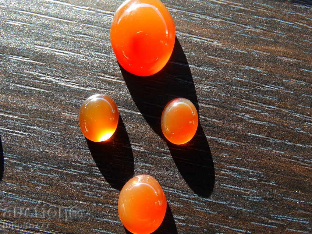 natural chalcedon - 4 oval caps set - set with price 135.00 BGN | € 69.02 natural chalcedon - 4 oval caps set - set with price 135.00 BGN | € 69.02