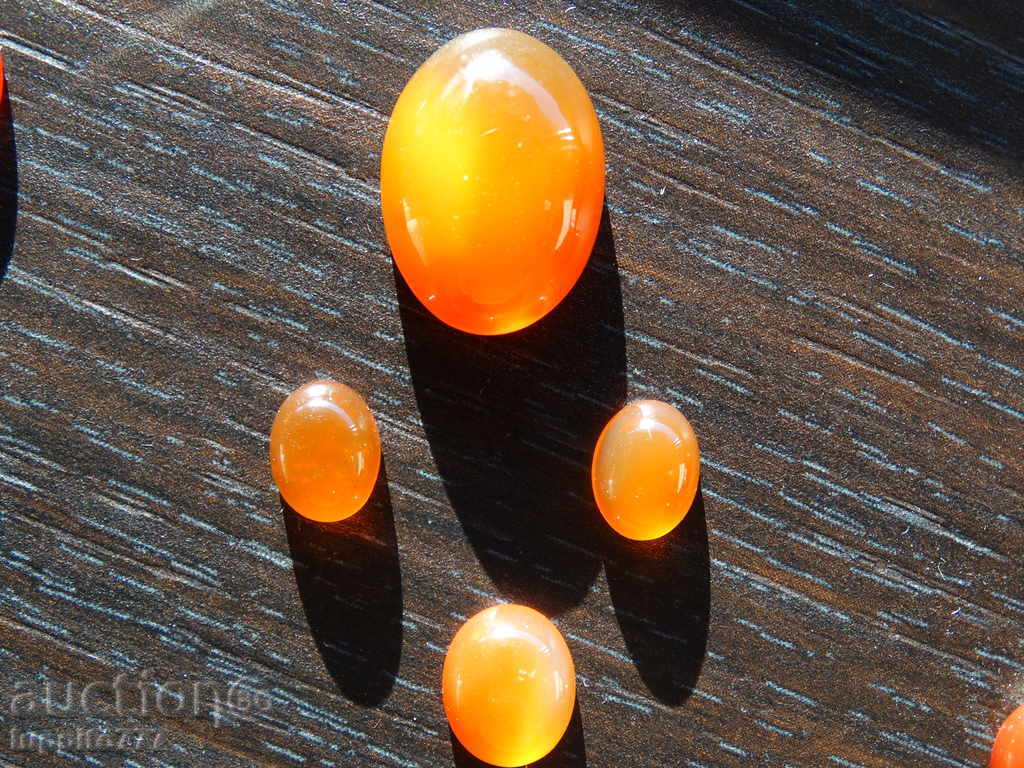 Auction natural chalcedon - 4 oval caps set - set Auction natural chalcedon - 4 oval caps set - set