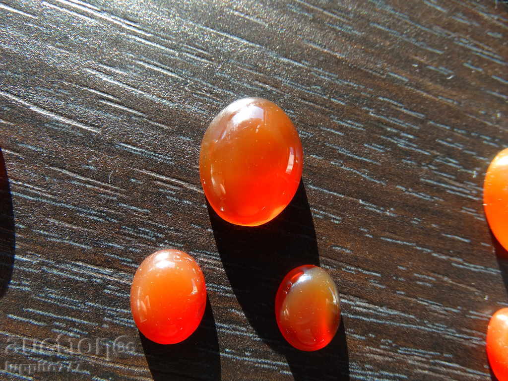 natural chalcedon - 3 oval capoons with price 79.99 BGN | € 40.90 natural chalcedon - 3 oval capoons with price 79.99 BGN | € 40.90