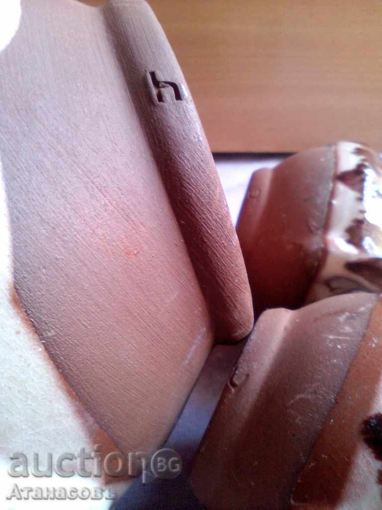 Beautiful pitcher with two cups and markings - 5 Beautiful pitcher with two cups and markings - 5