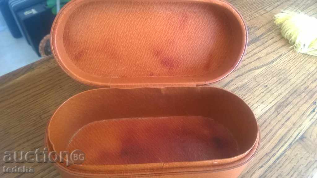 Livrarea Piele eliptică BOX - DANSK